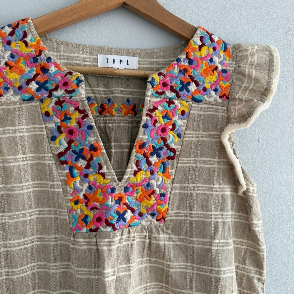THML > Ruffle Top - Picture 2 of 5